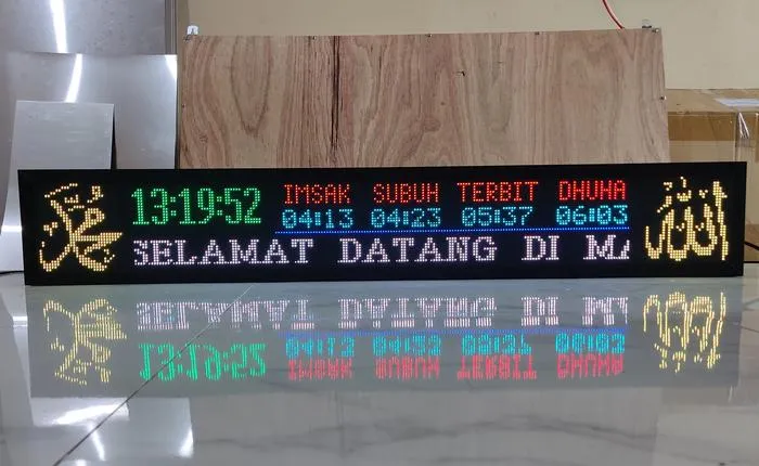 Jam Sholat Warna RGB 7 warna Wifi Seting via Android - 20x100Cm