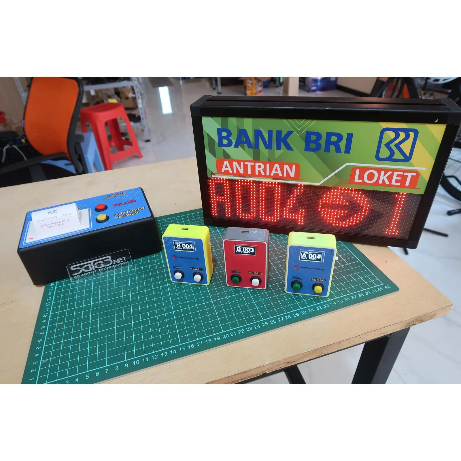 Mesin Antrian Wireless V4 - Canggih - Bisa portable - Full Custom - Portable 3lynan